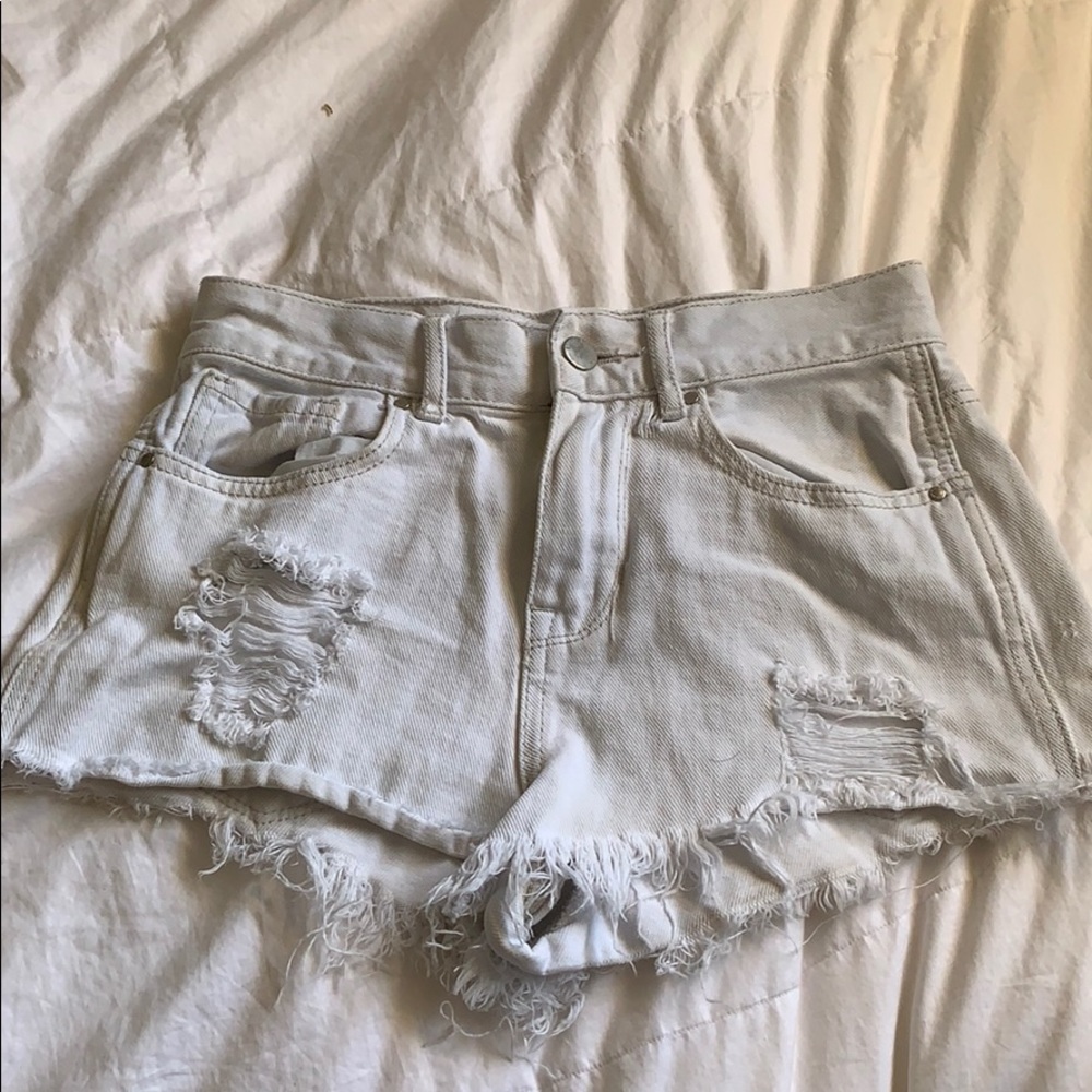 BULLHEAD DENIM LIGHT WASH HIGH-RISE SHORTS